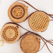 Carica l'immagine nel visualizzatore di Gallery, Bali Hand Woven Rattan Bag Round Shoulder Crossbody Bags