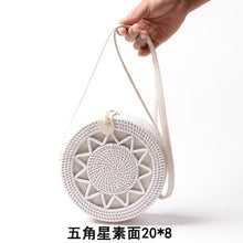 Carica l'immagine nel visualizzatore di Gallery, Hand woven Messenger Bags