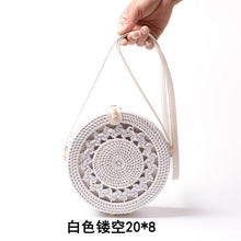 Carica l'immagine nel visualizzatore di Gallery, Hand woven Messenger Bags