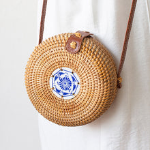 Carica l'immagine nel visualizzatore di Gallery, Bali Hand Woven Rattan Bag Round Shoulder Crossbody Bags