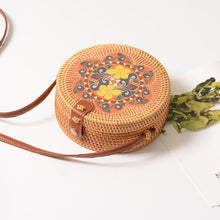 Carica l'immagine nel visualizzatore di Gallery, Bali Hand Woven Rattan Bag Round Shoulder Crossbody Bags