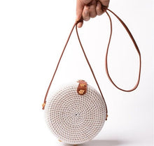 Carica l'immagine nel visualizzatore di Gallery, Hand woven Messenger Bags