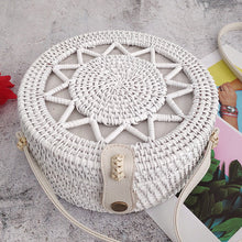 Carica l'immagine nel visualizzatore di Gallery, Hand woven Messenger Bags