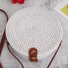 Carica l'immagine nel visualizzatore di Gallery, Hand woven Messenger Bags
