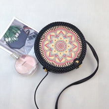 Carica l'immagine nel visualizzatore di Gallery, Bali Hand Woven Rattan Bag Round Shoulder Crossbody Bags