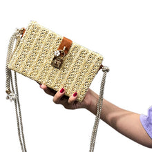 Carica l'immagine nel visualizzatore di Gallery, Messenger Bag Square